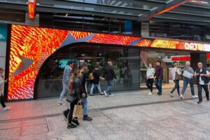 New-2021_Optus_QueenStreet_55PR