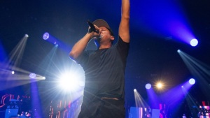 SkyeSampson-HilltopHoods_0671pr