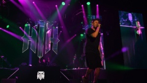 SkyeSampson-HilltopHoods_0726pr